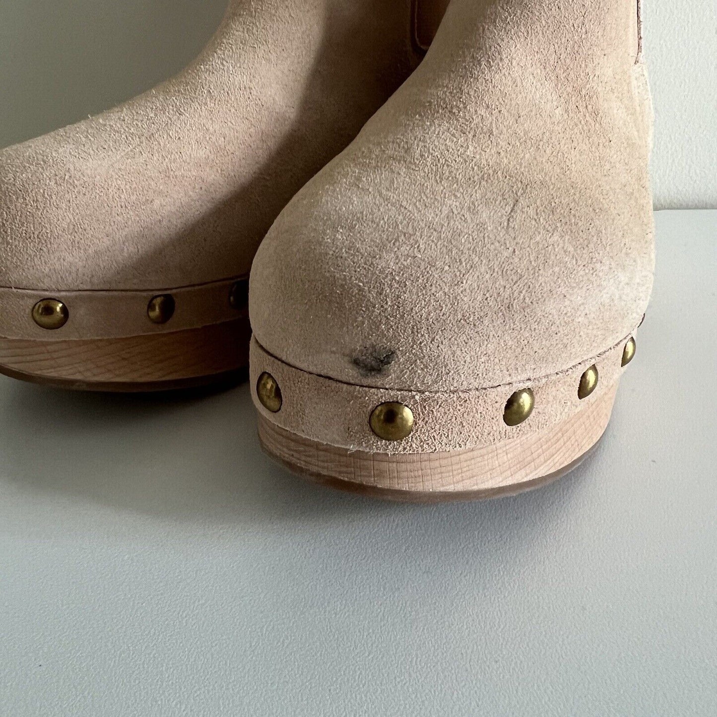 J. Crew Women Faux Fur Lined Clog Boots Size 5.5 Suede Chelsea Beige Comfy BD336