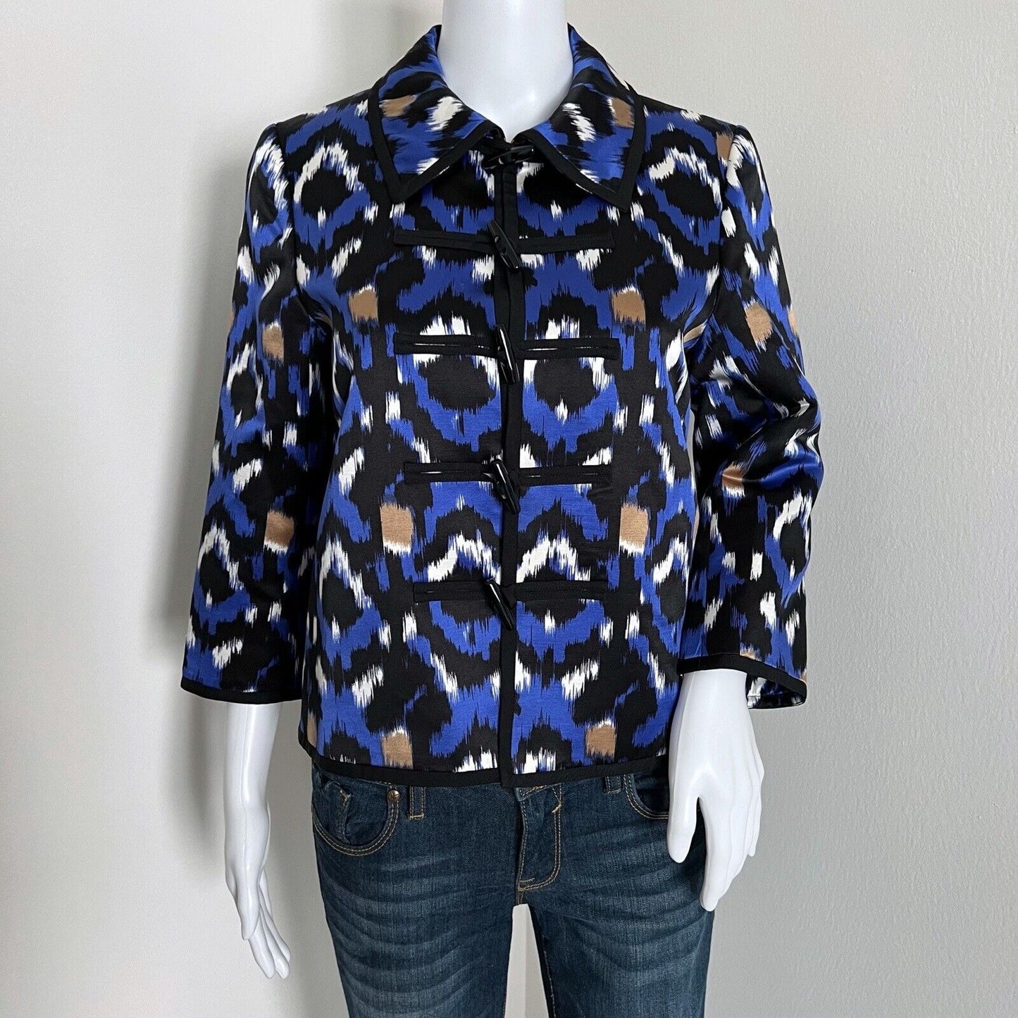 Doncaster Women's Silk Blend Jacket Size 4 Blue Black Ikat Print Toggle Clasps