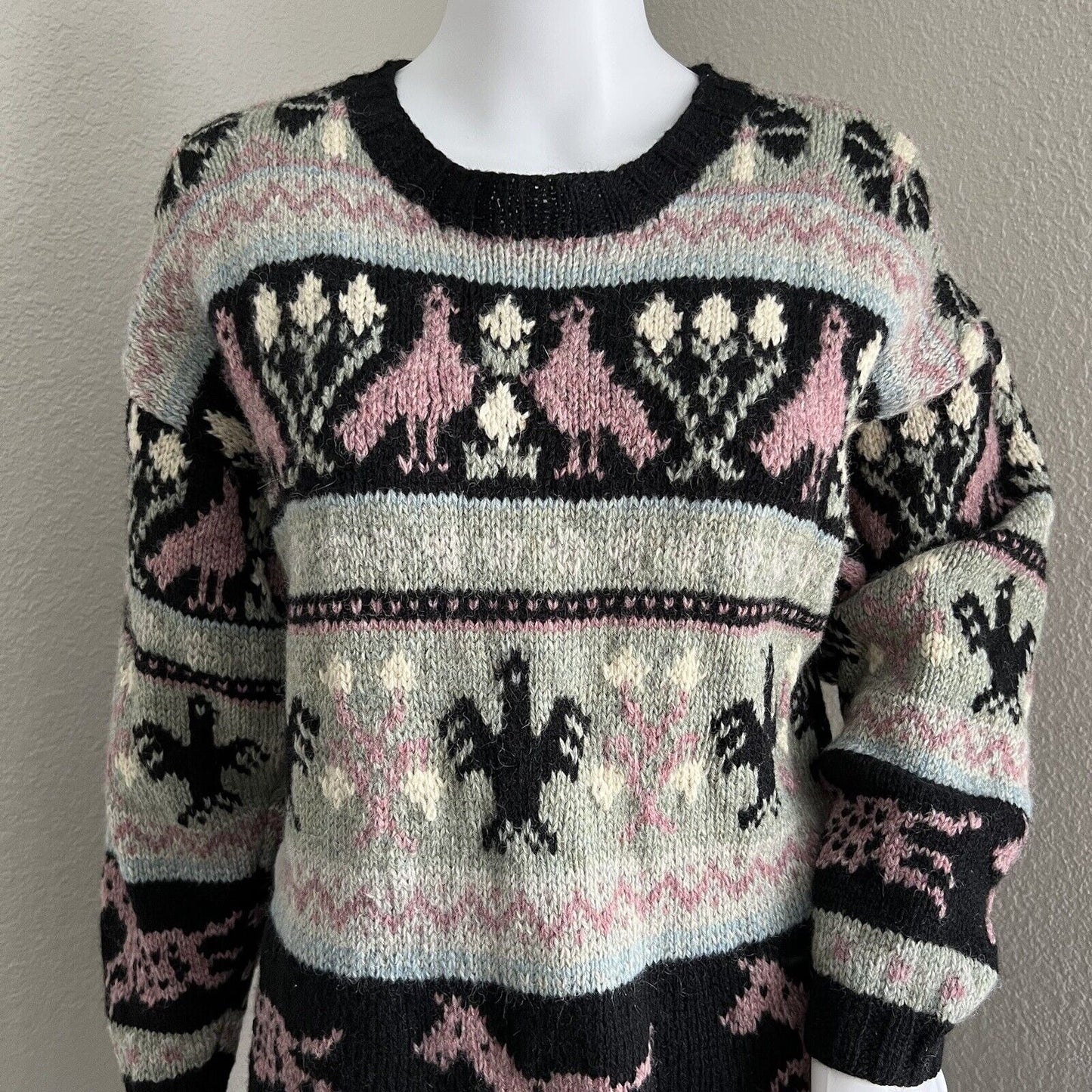 Vintage Susann D Women's Sheltand Wool Sweater Size S Folk Design Hong Kong