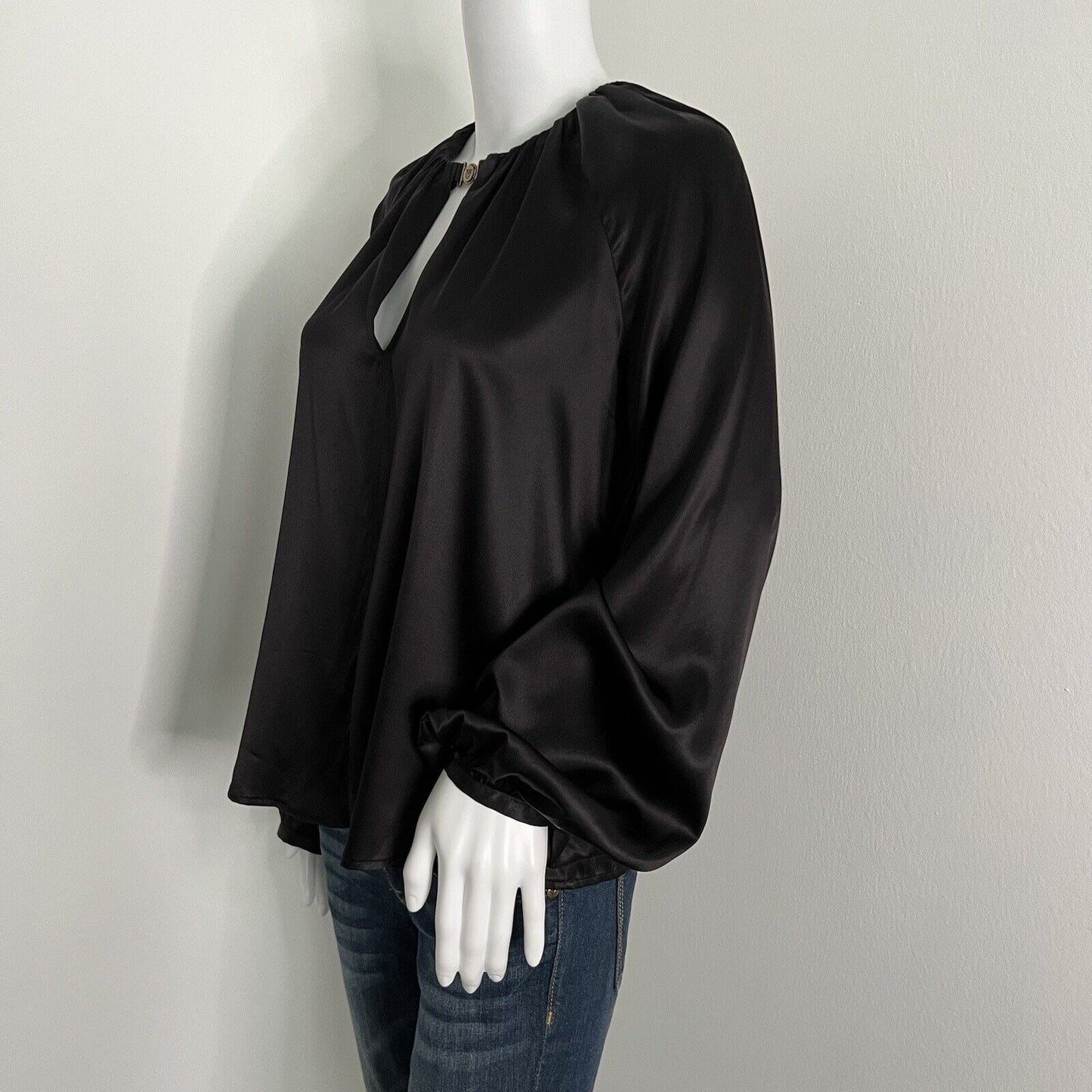 Pinko Women's Famatina 2 Blusa Satin Stretch Blouse Size 42 6 Black Long Sleeve