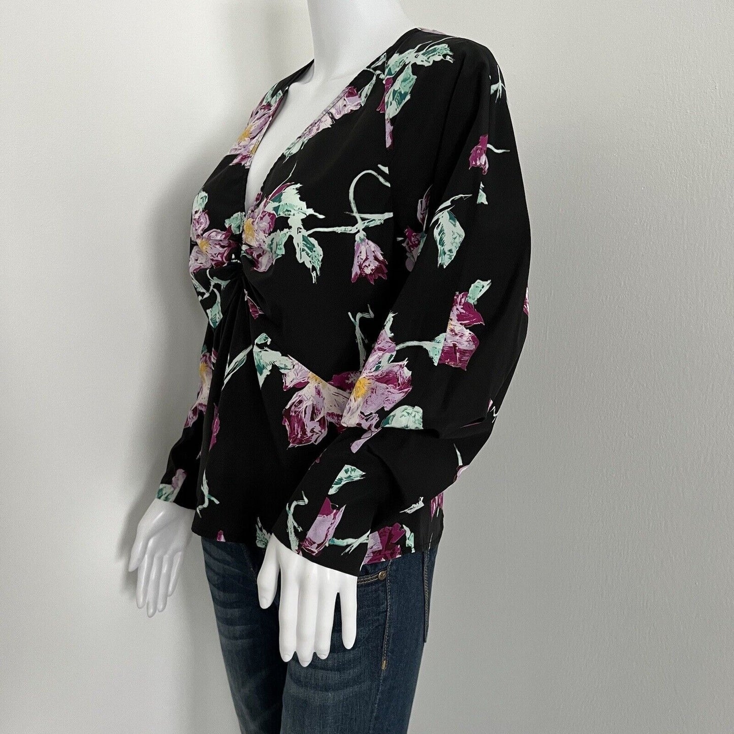 ALC Women's Millie Silk Blend Blouse Size 8 Black Floral Vneck Long Sleeve