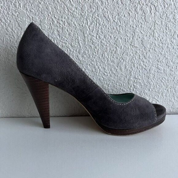 Boden Women's Peep Toe Suede Heels Size 37 7 Gray Taupe Cone Heel Brazil