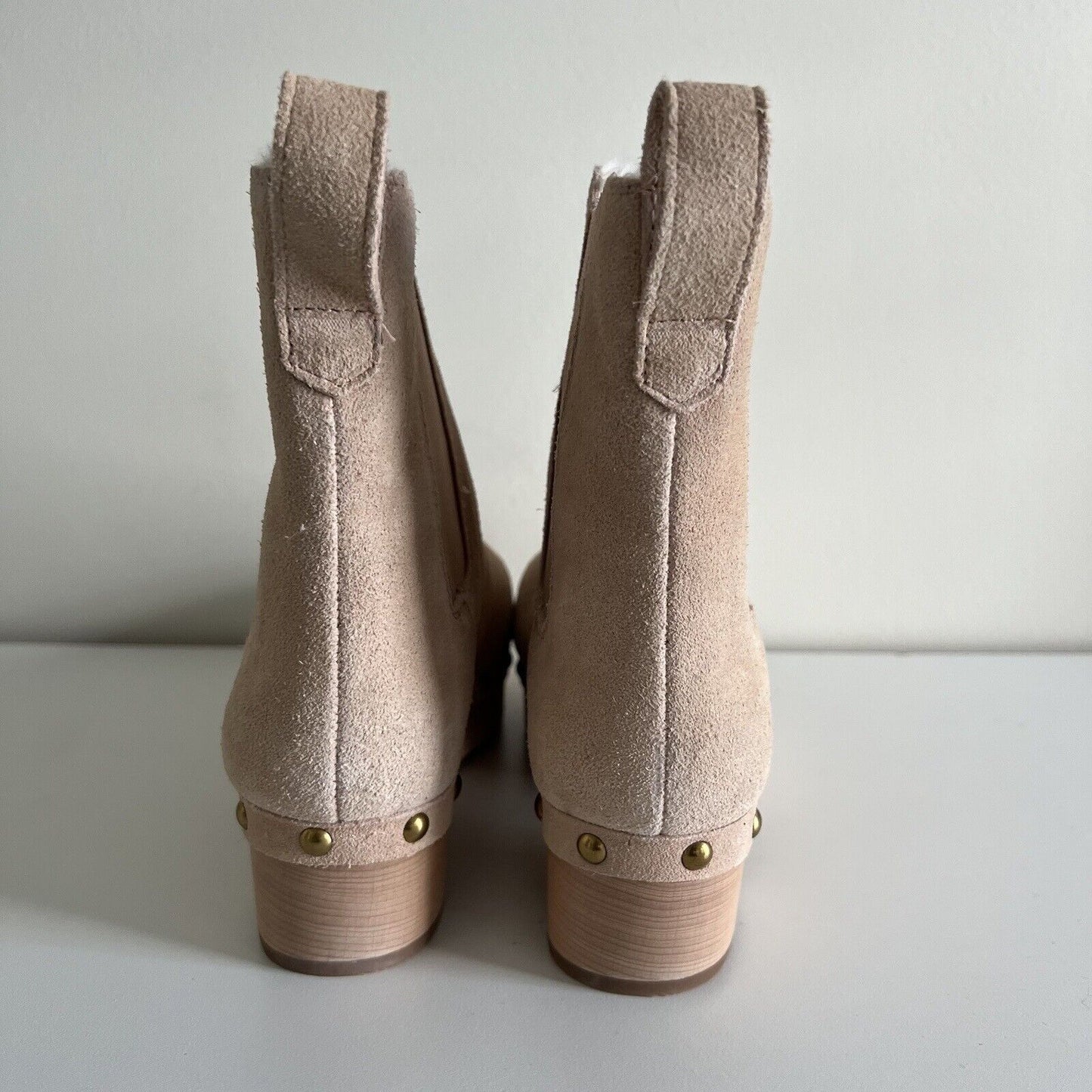 J. Crew Women Faux Fur Lined Clog Boots Size 5.5 Suede Chelsea Beige Comfy BD336