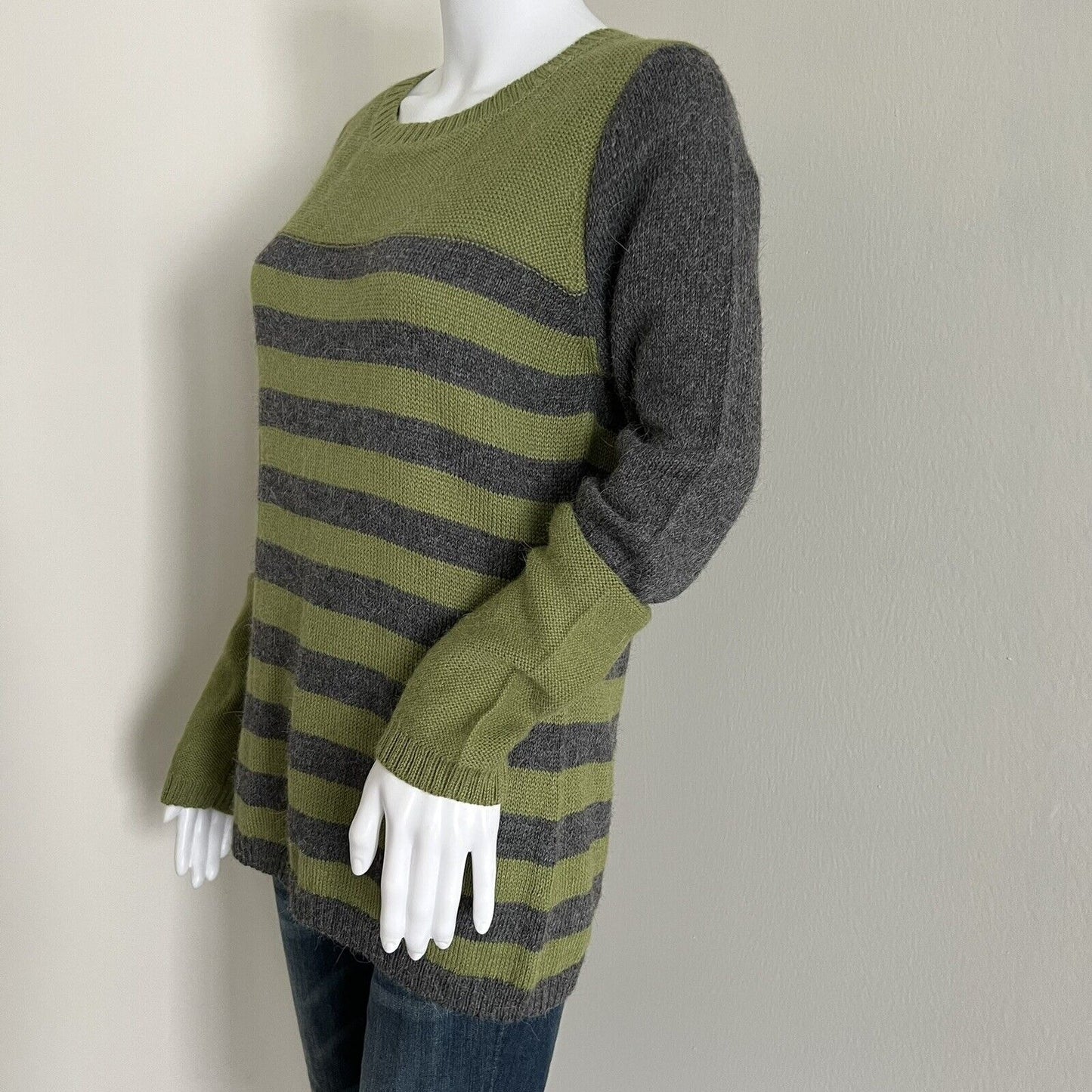 Novica Women's Sweater Size M Green Gray Alpaca Wool Blend Striped Made in Peru