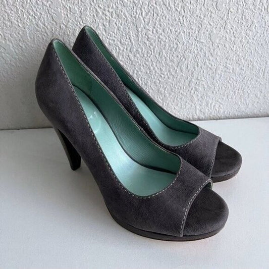 Boden Women's Peep Toe Suede Heels Size 37 7 Gray Taupe Cone Heel Brazil