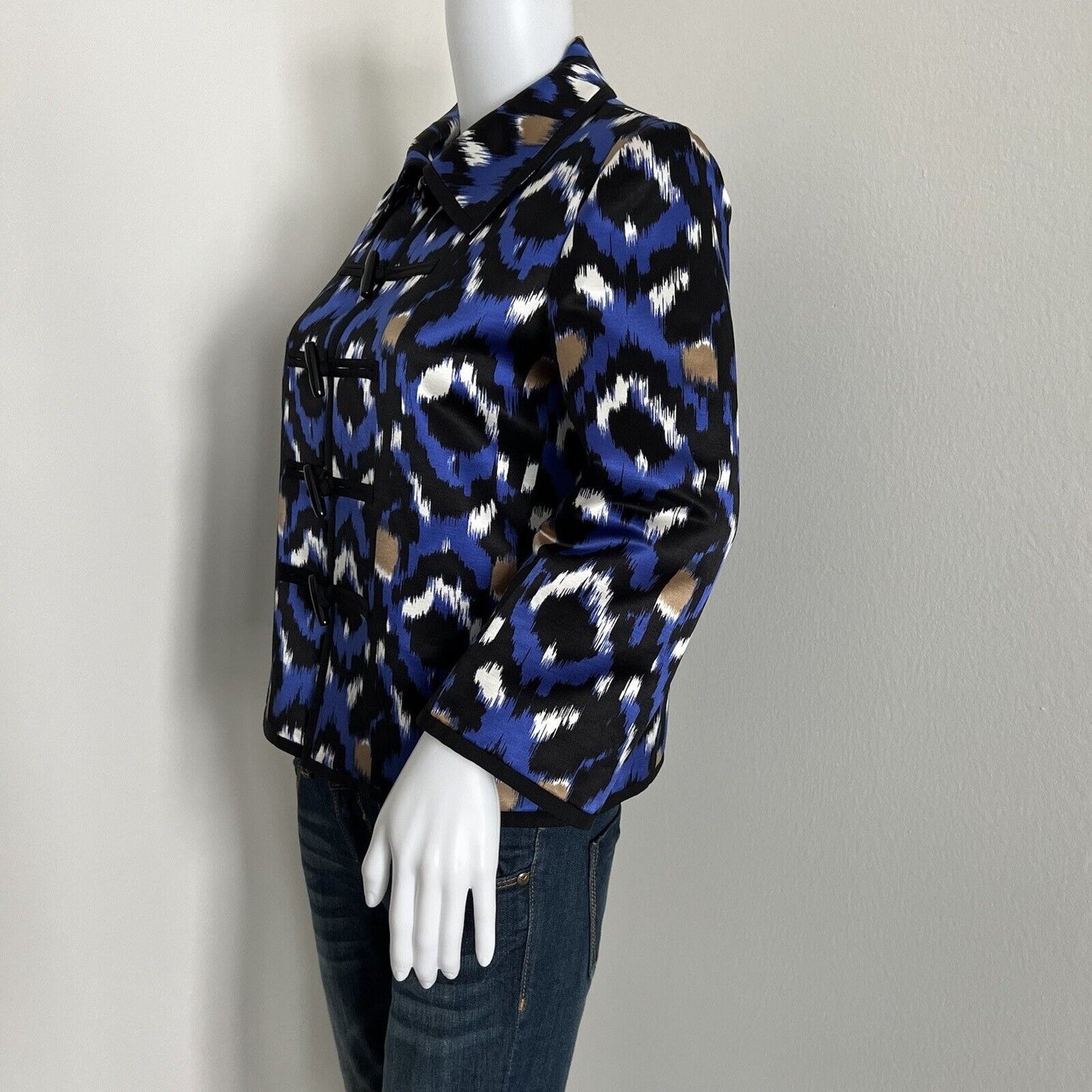 Doncaster Women's Silk Blend Jacket Size 4 Blue Black Ikat Print Toggle Clasps