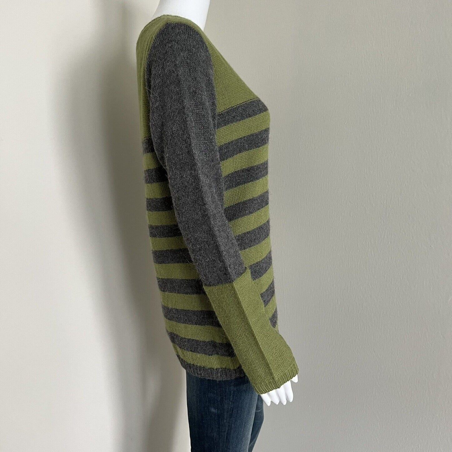 Novica Women's Sweater Size M Green Gray Alpaca Wool Blend Striped Made in Peru