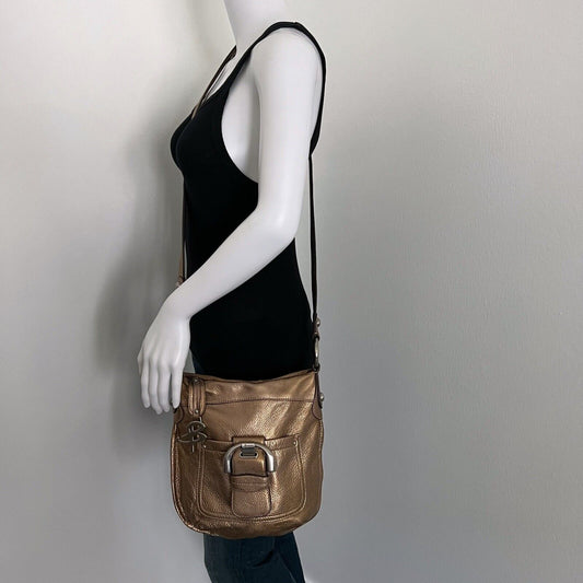 B. Makowsky Gold Metallic Leather Crossbody Chunky Silver Hardware Soft Pebbled