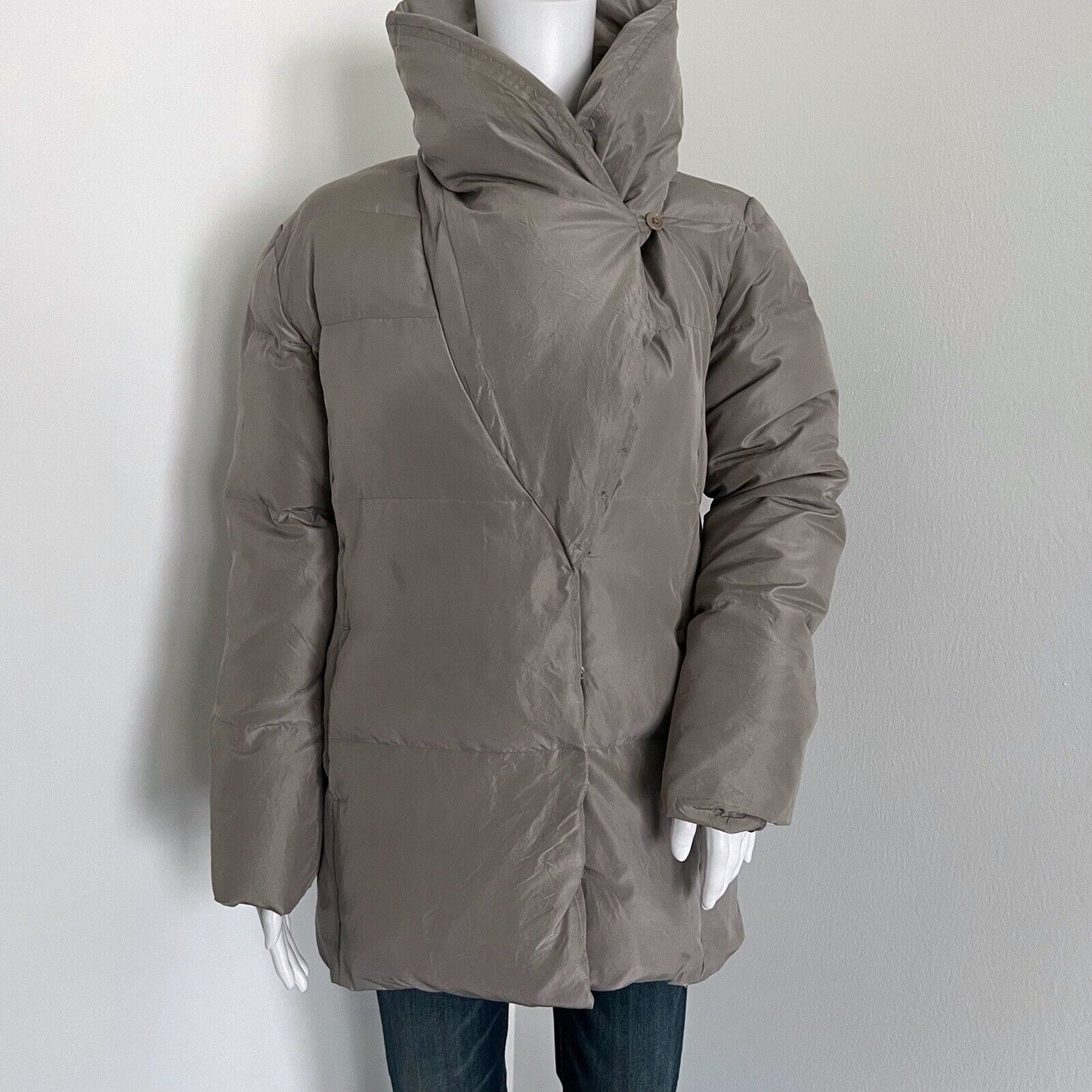 Club Monaco Women Silk Ramona Puffer Jacket Size S Down Taupe Gray Open Pockets