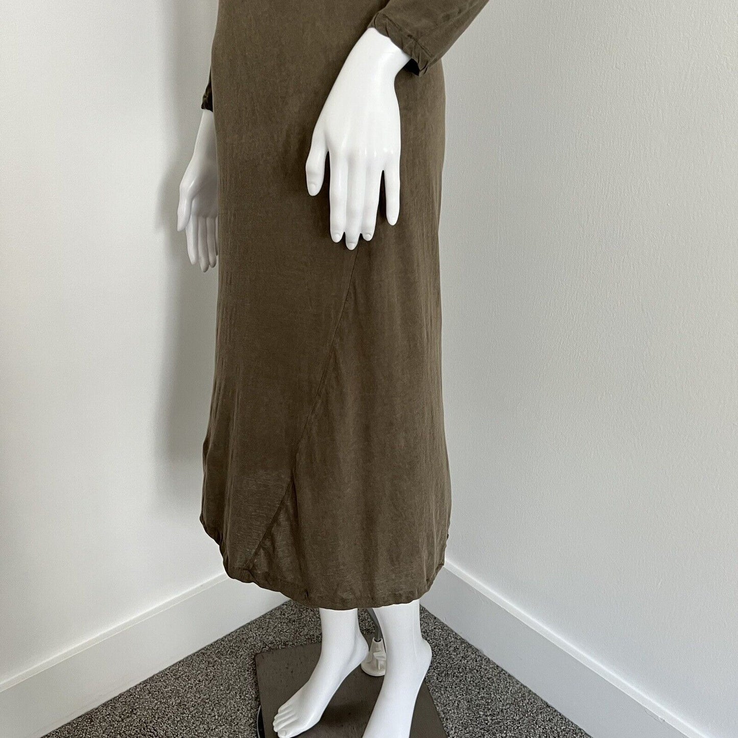 Surface to Air Casual Midi Dress Size 0 XS Long Sleeve Taupe Green Minimalist