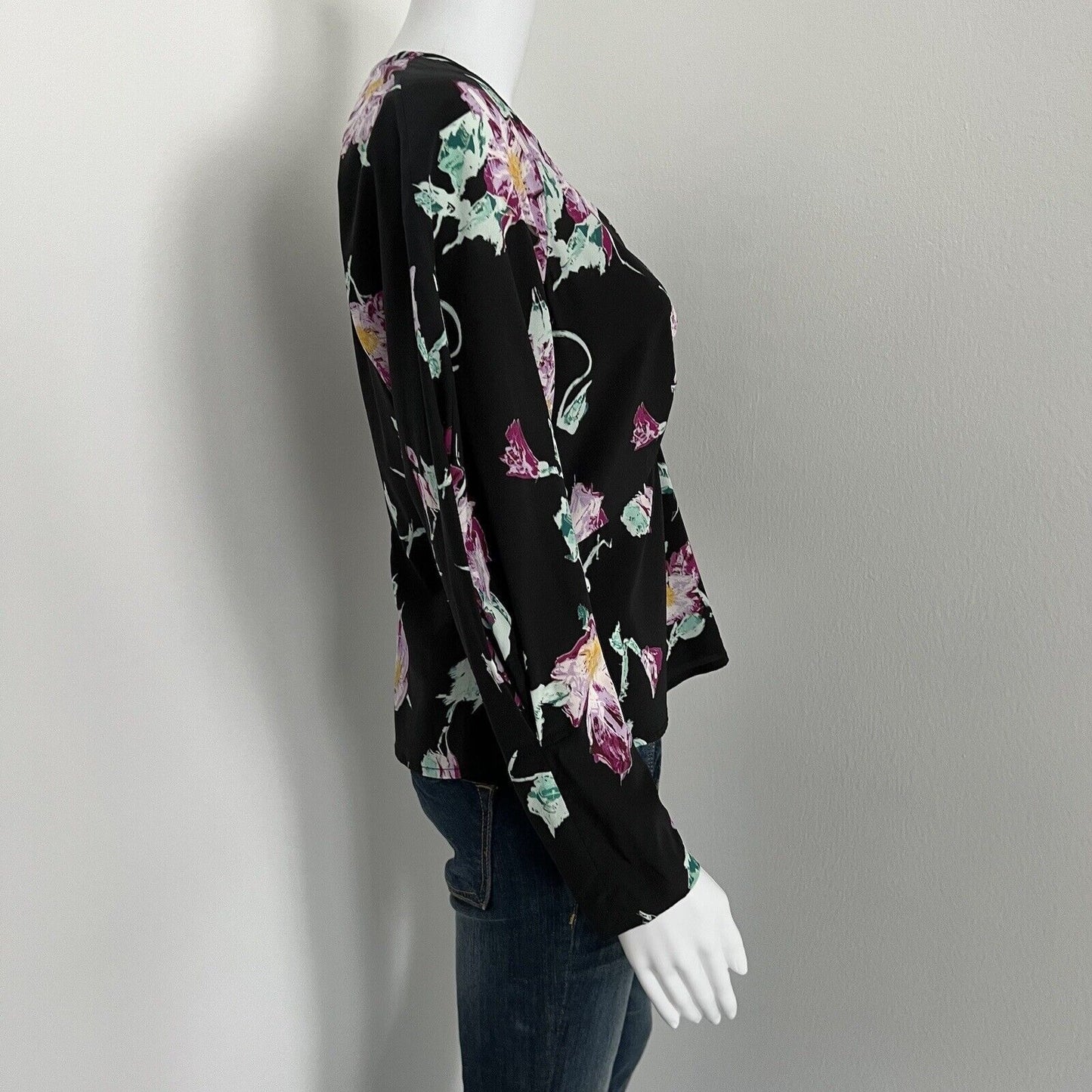 ALC Women's Millie Silk Blend Blouse Size 8 Black Floral Vneck Long Sleeve